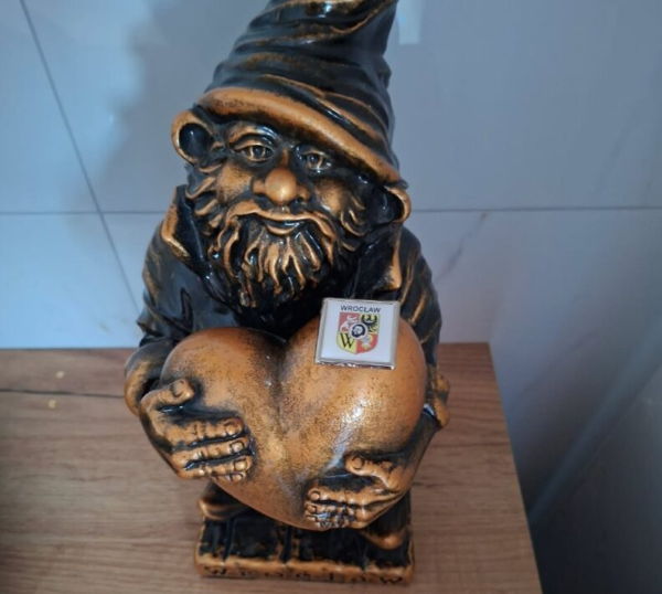 Krasnal armenica Krasnal armenica