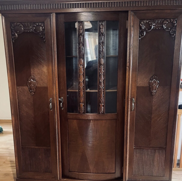 Meble z dwudziestolecia