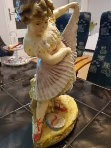 Figurka tancerki
