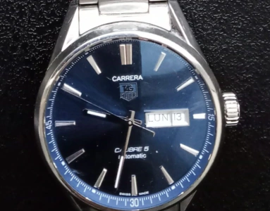 TAG HEUER Calibre